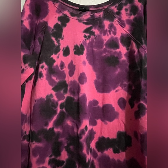 Torrid sweatshirt - Picture 3 of 4